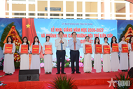 General Nguyen Trong Nghia attends school year opening ceremony in Tay Ninh